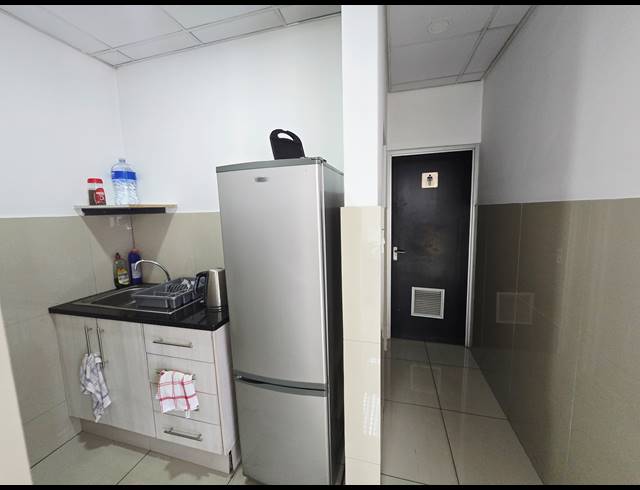 1,226M² WAREHOUSE TO LET IN KYA SANDS